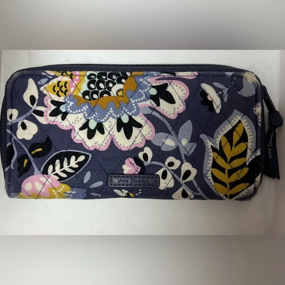 Vera Bradley | ladies Charmont Meadow wallet